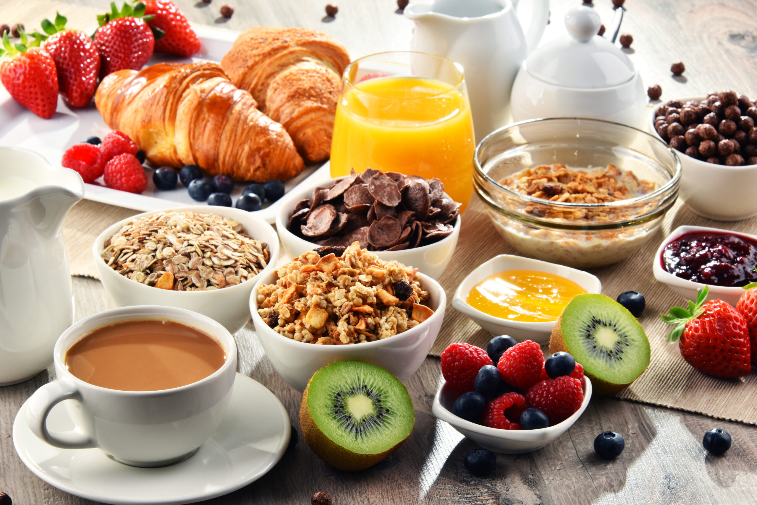 Do pequeno-almoço ao jejum: a desmistificação de uma rotina alimentar saudável